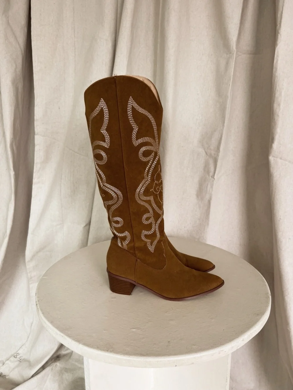 Suede Western Knee-High Boots in Brown